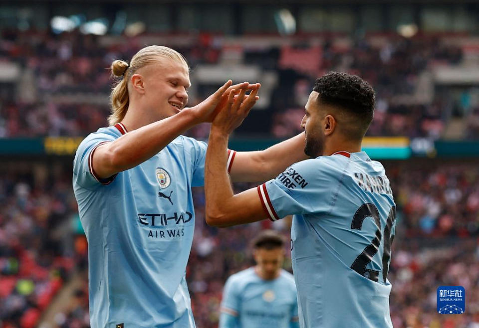 跟队：斯图加特愿意放走米约，马竞和热刺都对他感兴趣