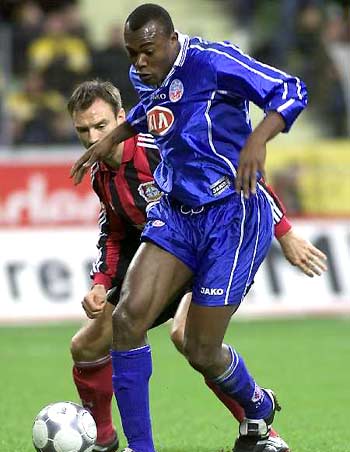 国乒变阵5连胜韩国未战先怯！王楚钦感谢队友，安宰贤离谱失误