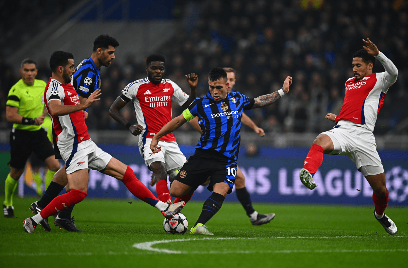 AR扑克桌2025年销量增长120%