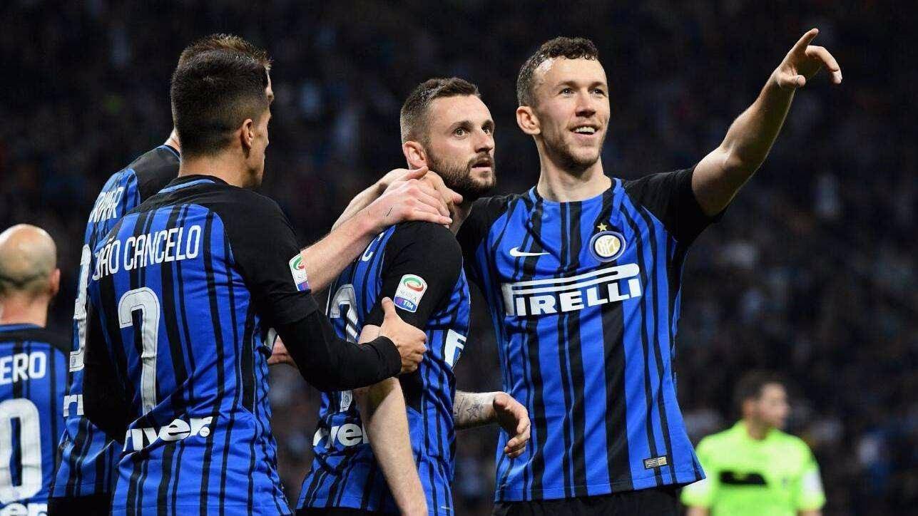 美记：鹈鹕不想直接裁掉锡安，但他最多也就能换个次轮签